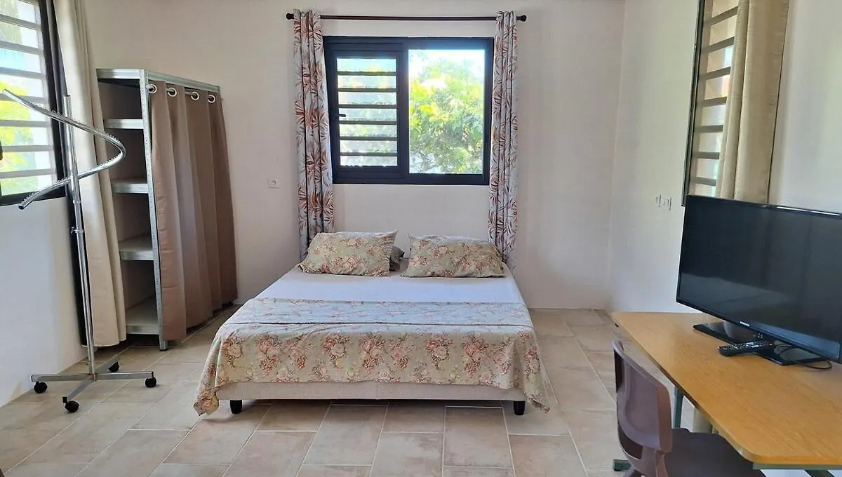 Studio Vaipuna, Pirae, Tahiti French Polynesia
